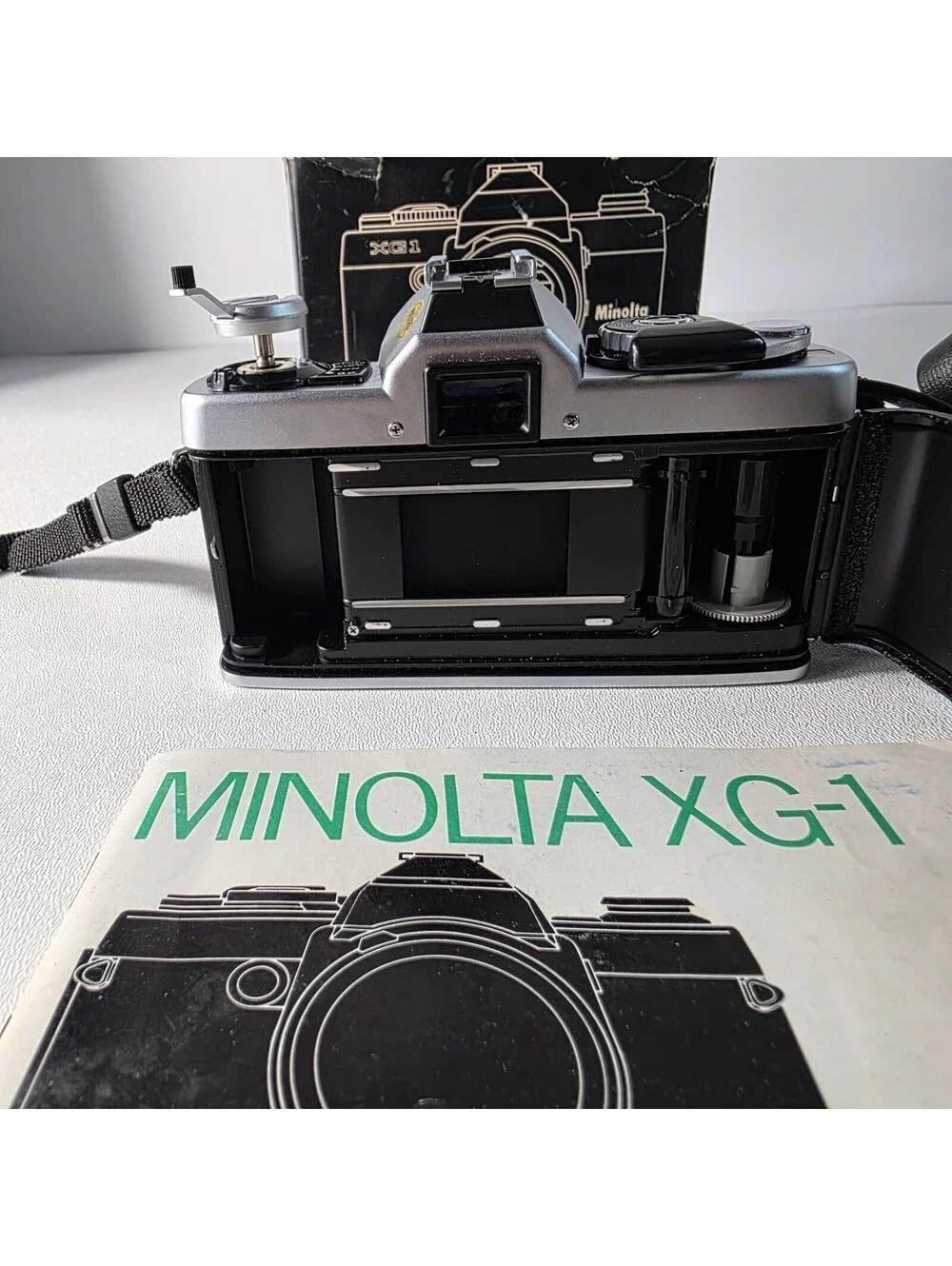 Minolta XG 1 , XG 7 ,  35mm SLR Film For Parts LOT READ